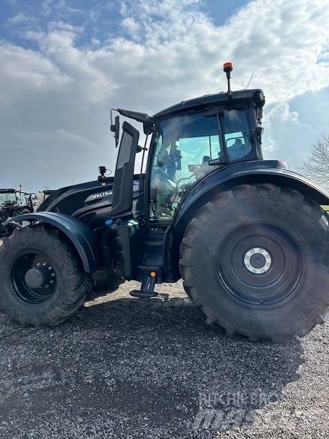 Valtra T 235 D Tractoare