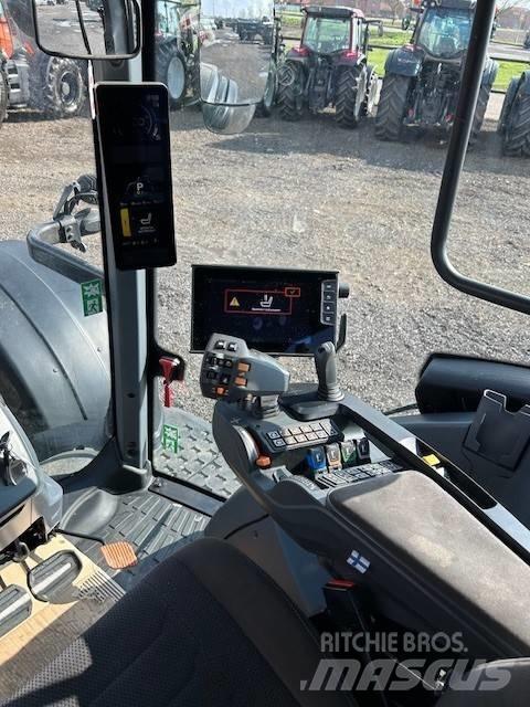 Valtra T 235 D Tractoare