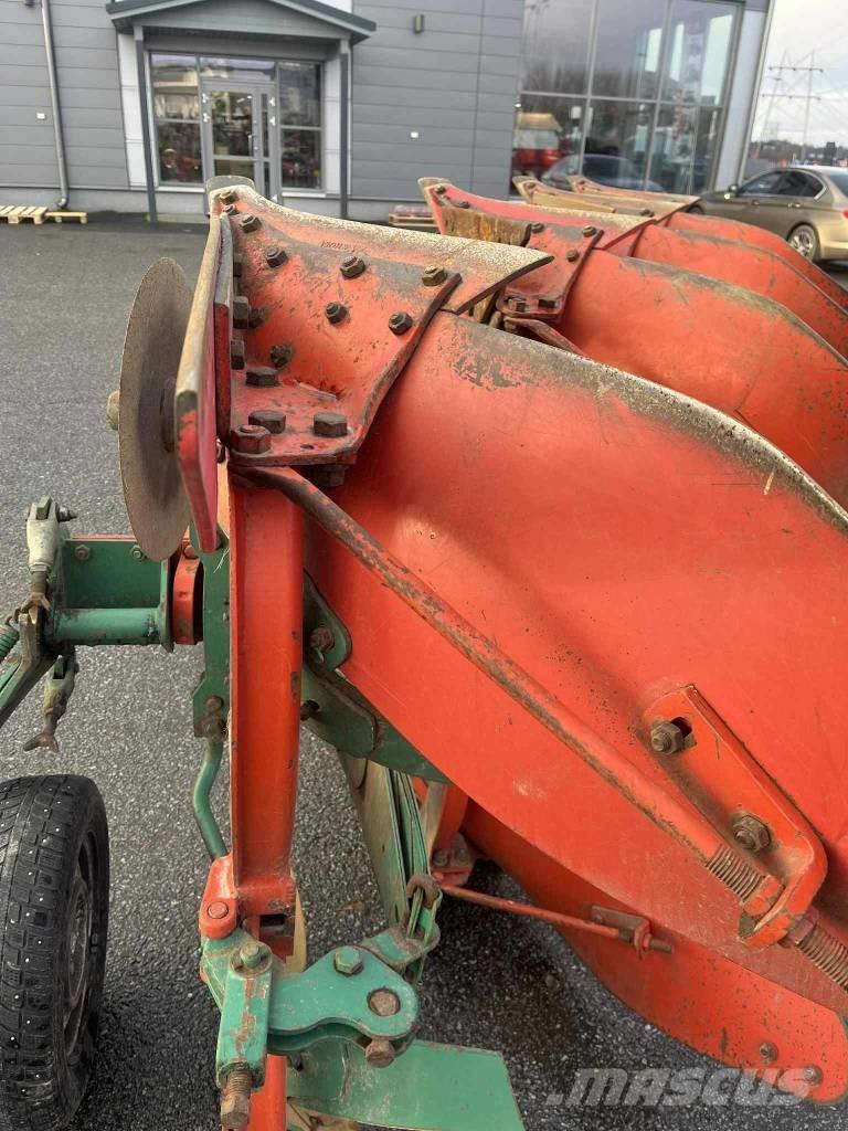 Kverneland E160-4-8 Pluguri reversibile