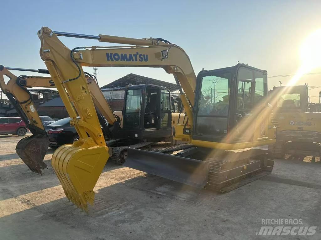 Komatsu PC 60 Excavatoare pe șenile
