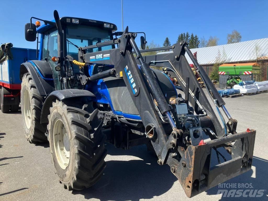 Valtra T 151 Tractoare