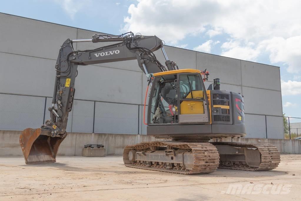 Volvo ECR 235 E Excavatoare pe șenile
