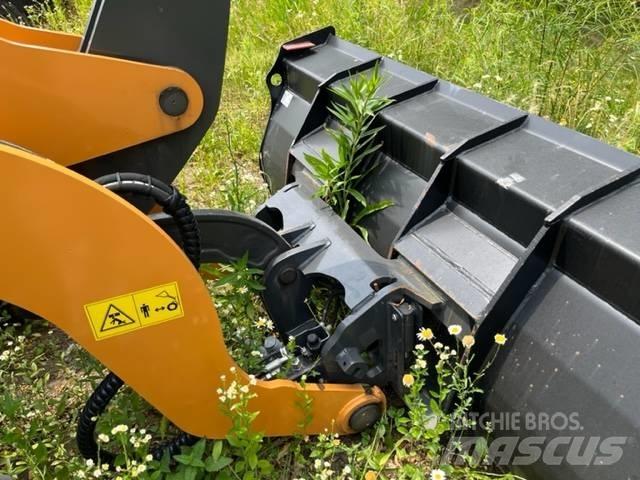 CASE 321 F Incarcator pe pneuri