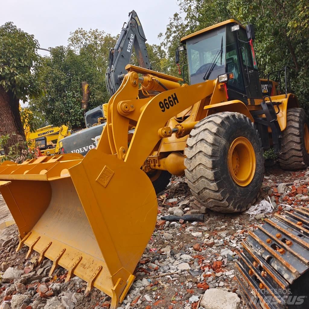 CAT 966G Incarcator pe pneuri
