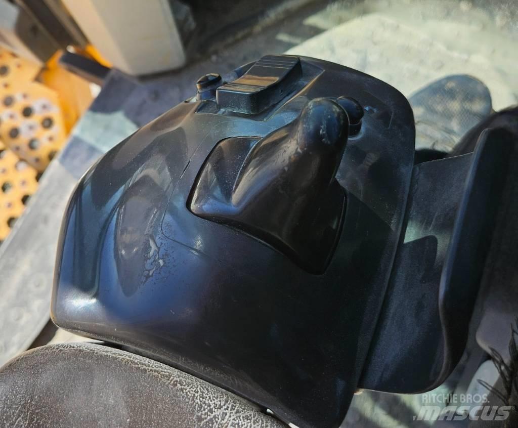 Volvo L 260 H Incarcator pe pneuri