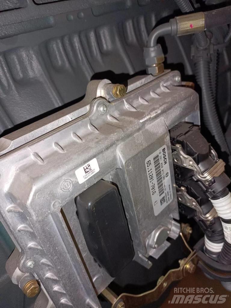 Doosan DL08 Motoare