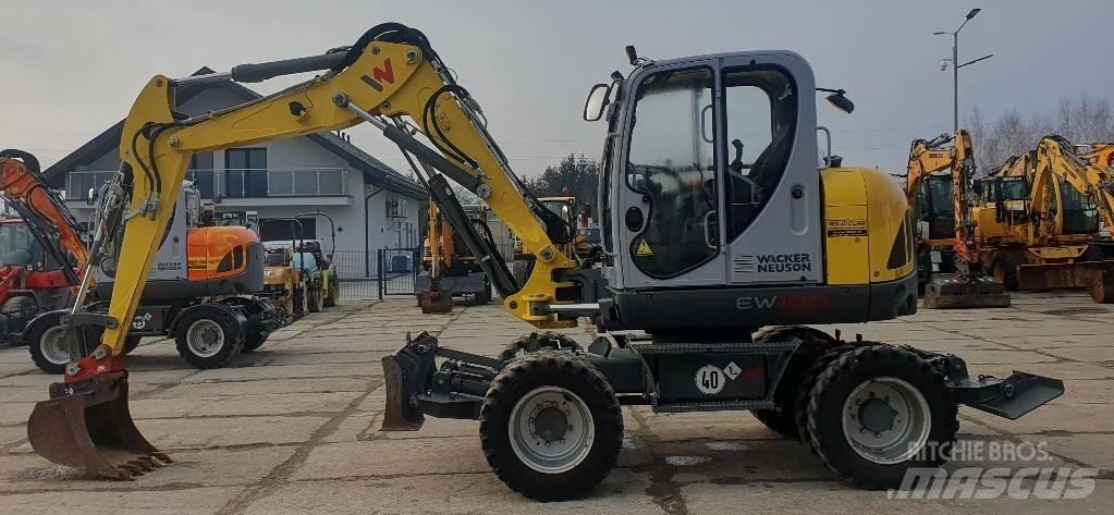 Wacker EW100 Excavatoare cu roti
