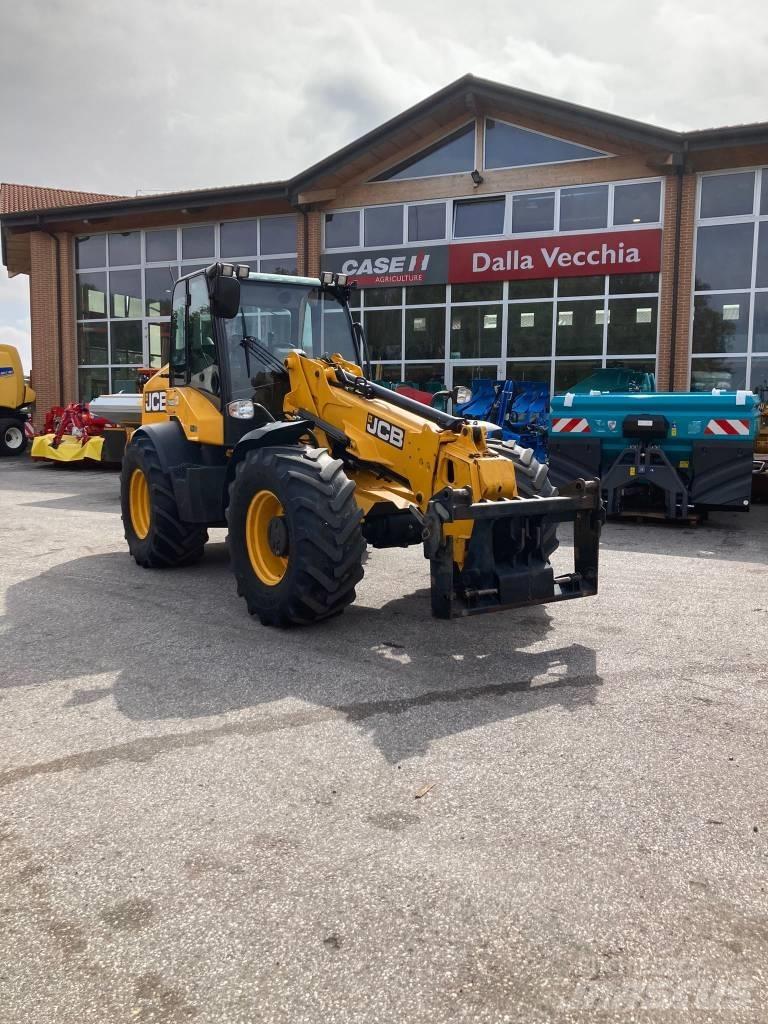 JCB TM 320 Manipulatoare agricole