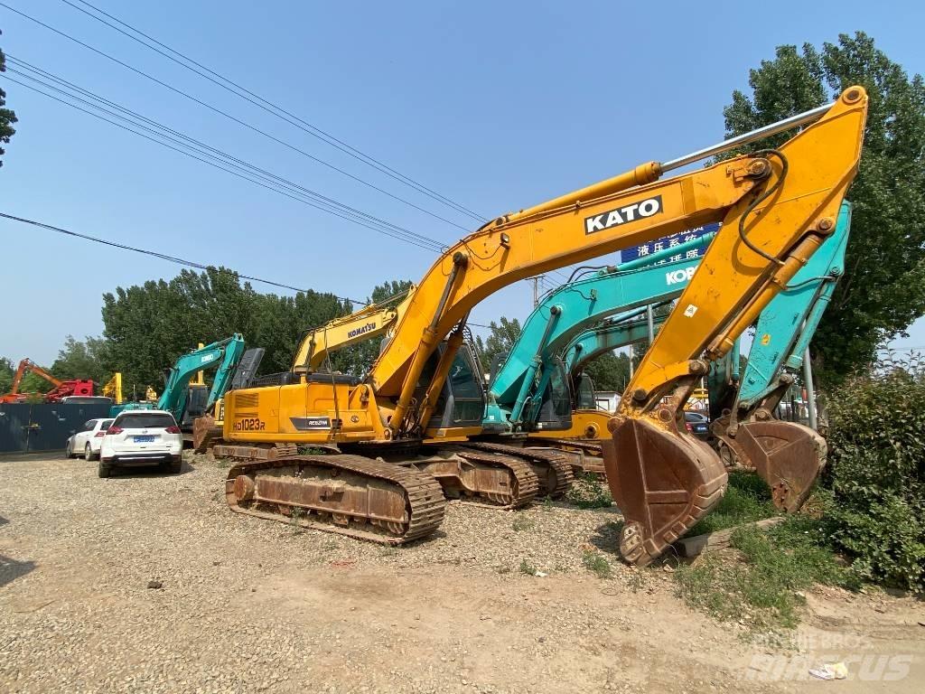 Kato HD 1023 R Excavatoare pe șenile
