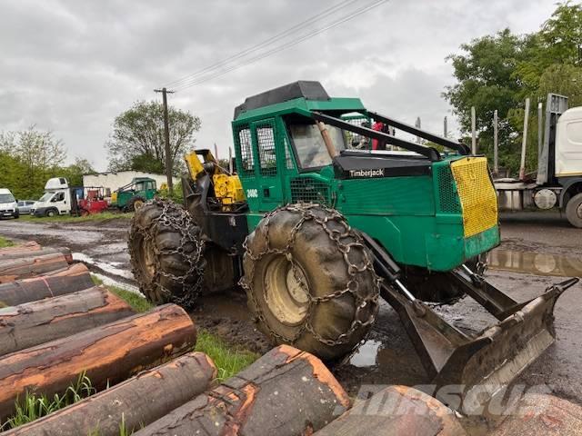 Timberjack 240C Utilaje de manevrarea a bustenilor