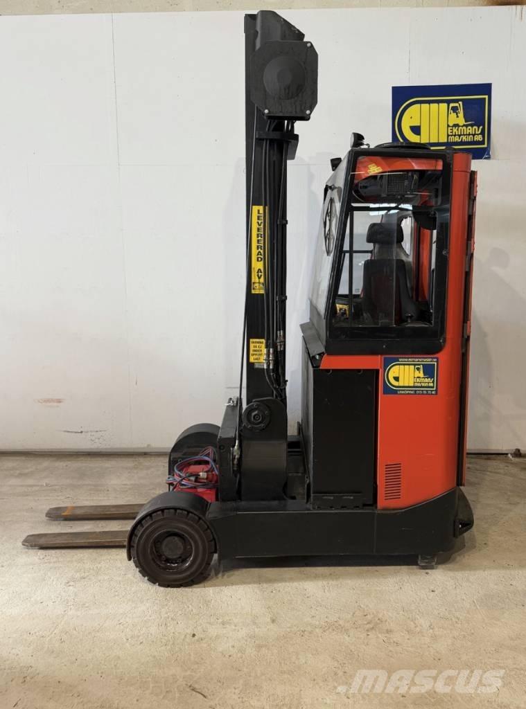 BT truck RRE 160R Stivuitor cu catarg retractabil