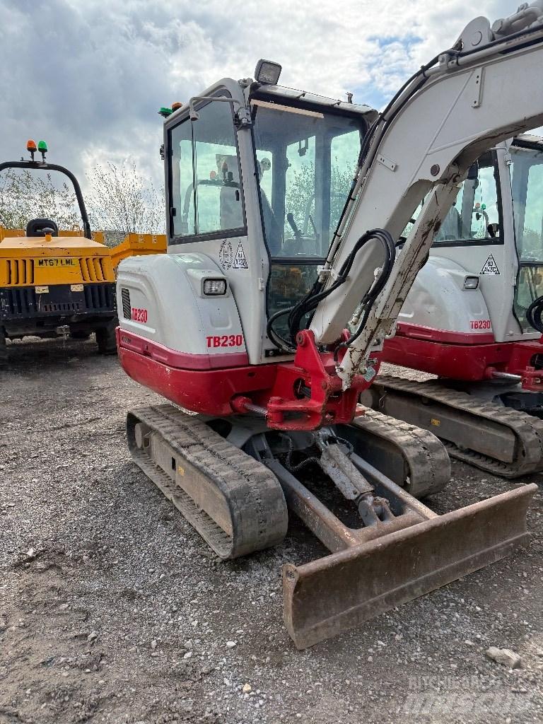 Takeuchi TB 230 Mini excavatoare < 7t