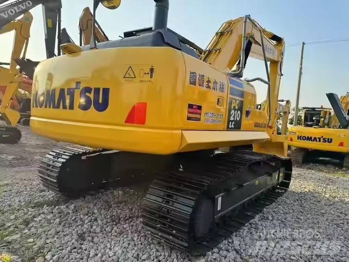 Komatsu PC210LC Excavatoare pe șenile
