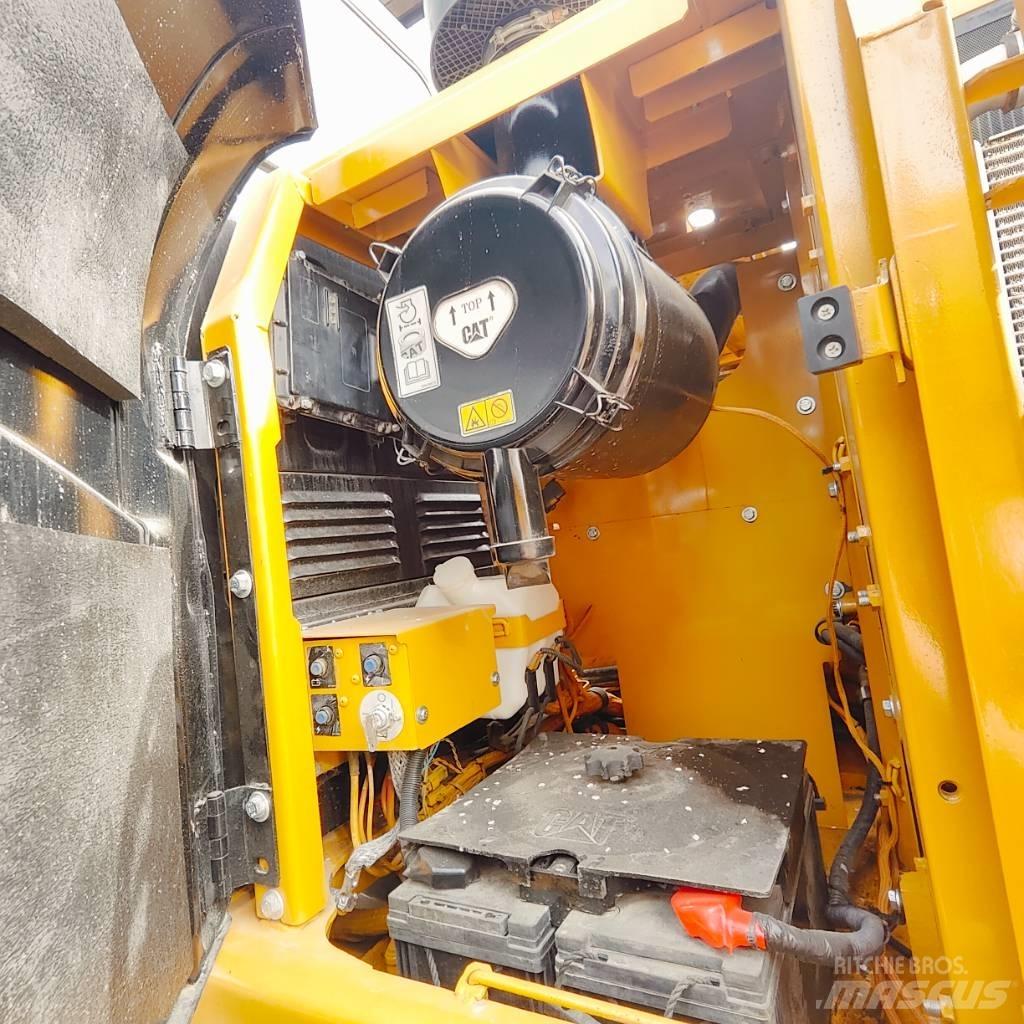 CAT 320D Excavatoare pe șenile
