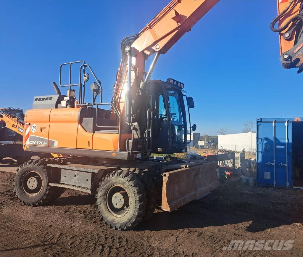 Doosan DX170W-5 Excavatoare cu roti