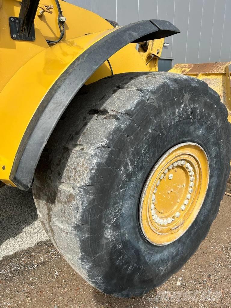 CAT 980 M Incarcator pe pneuri