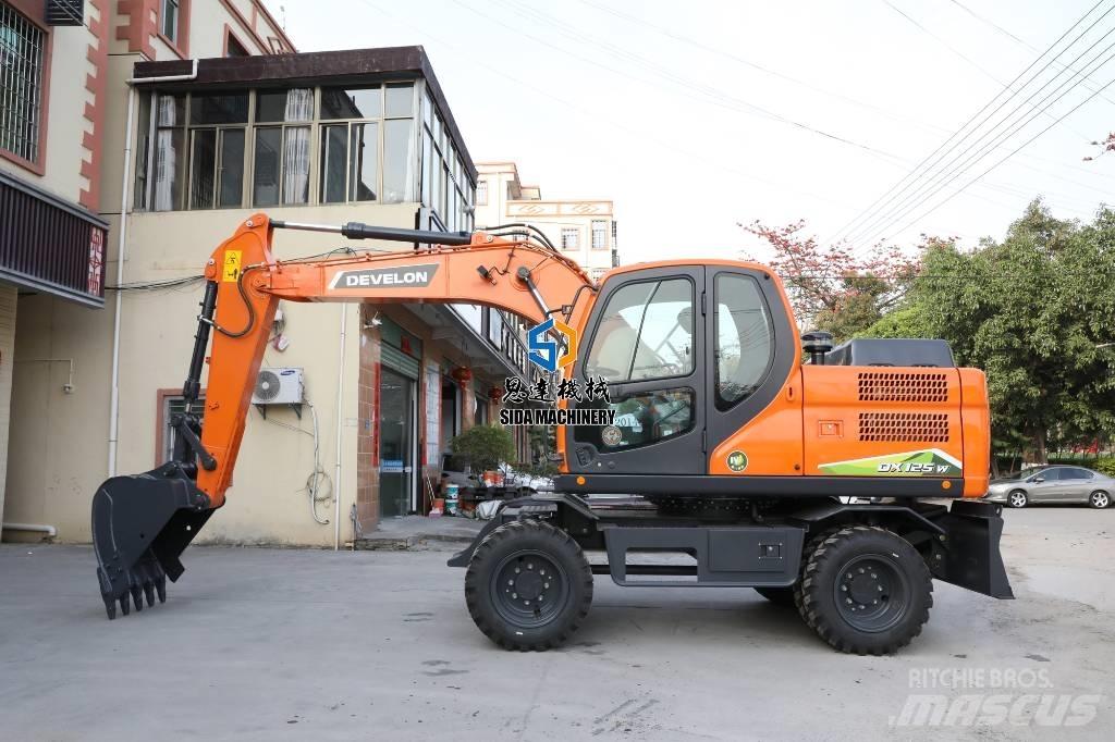 Develon DX125W Excavatoare cu roti