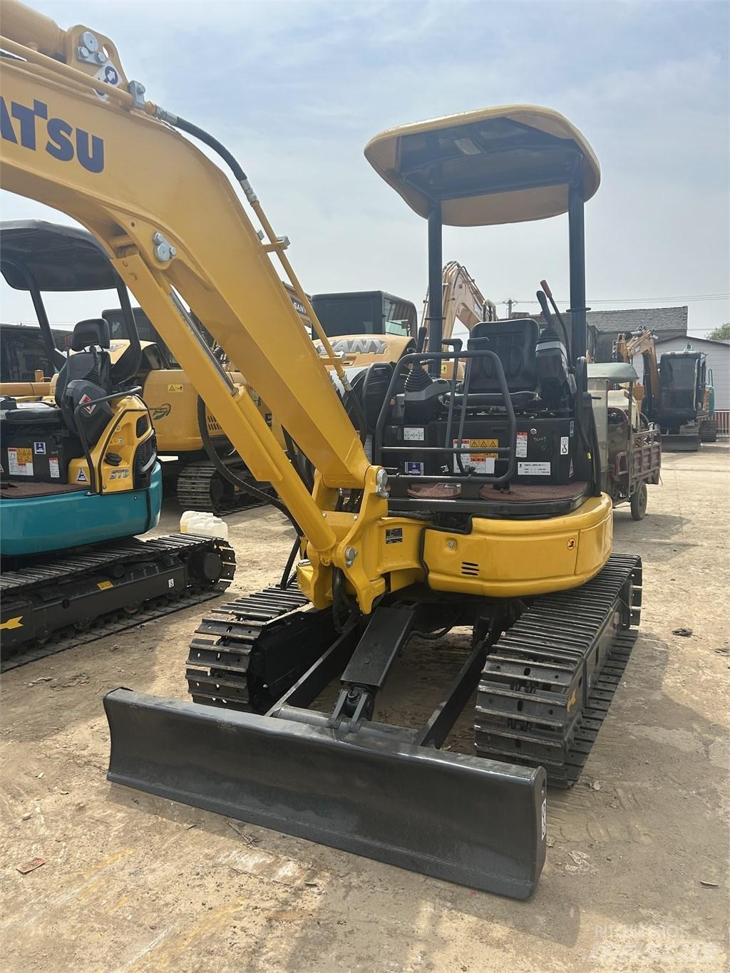Komatsu PC30 Mini excavatoare < 7t