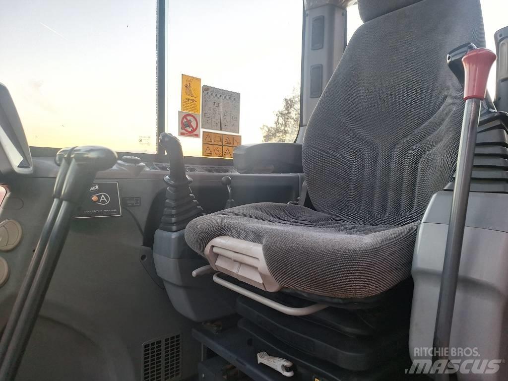 Doosan DX 80 R Excavatoare 7t - 12t