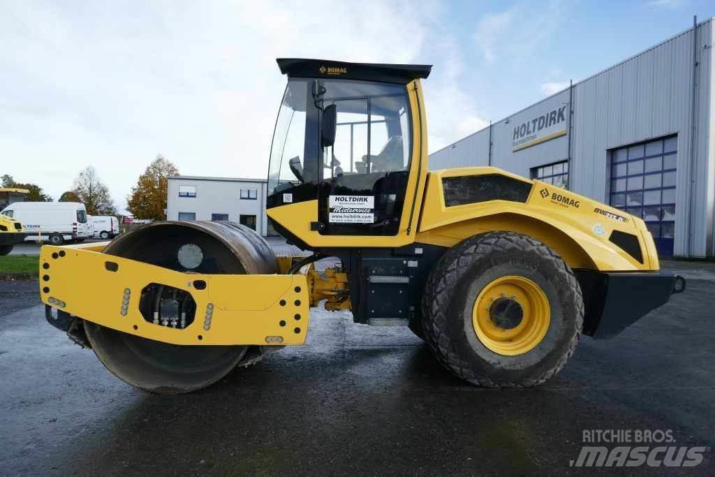 Bomag BW 213 D-5 Compactoare sol