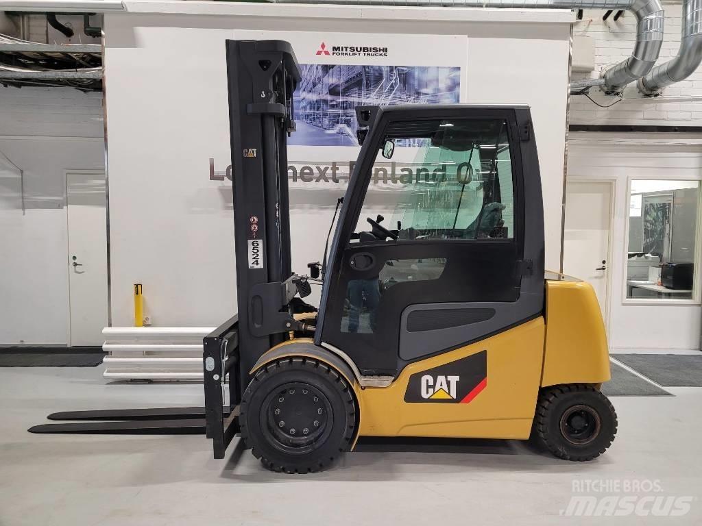 CAT EP45C2 Stivuitor electric