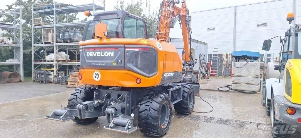 Doosan DX 100 W-7 Excavatoare cu roti