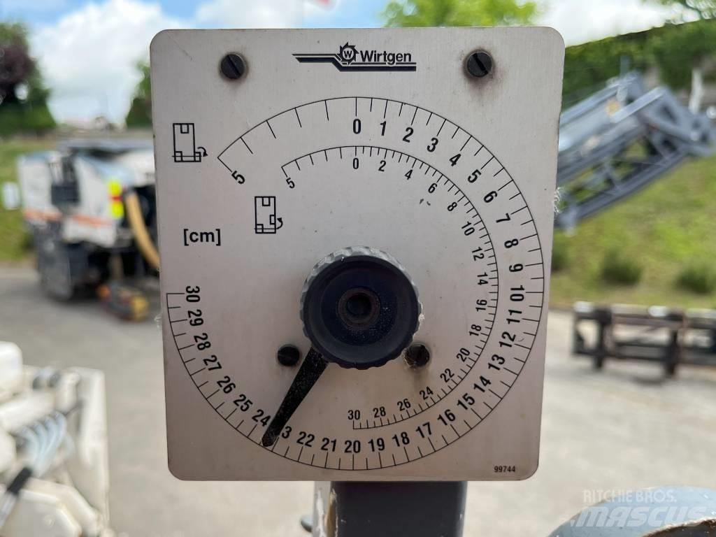 Wirtgen W 1000 F Utilaje asfalt cu freze reci