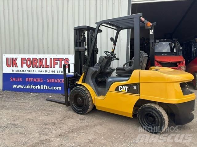 CAT DP 35 N Stivuitor diesel