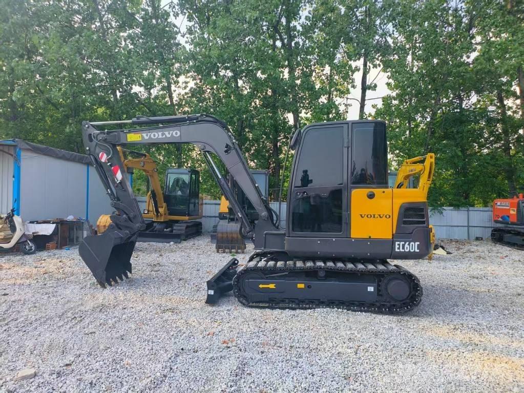 Volvo EC 60 Excavatoare pe șenile
