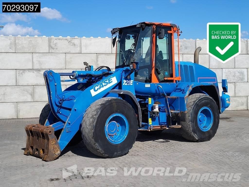 CASE 721 E Incarcator pe pneuri