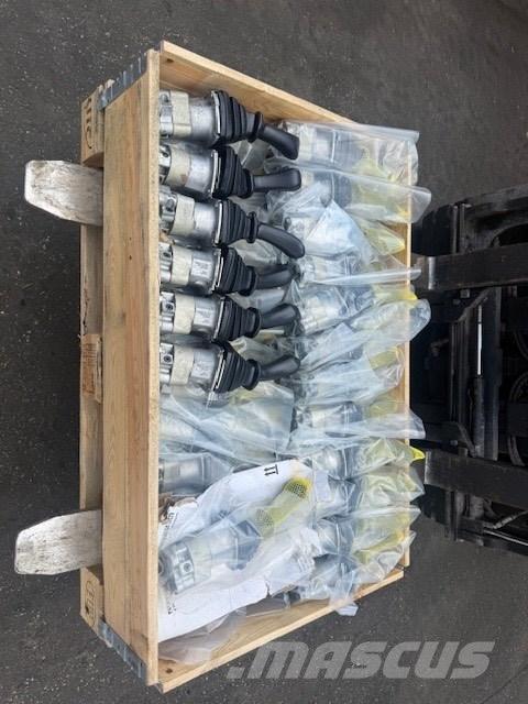 Rexroth NEW JOYSTICK Cabine si interior