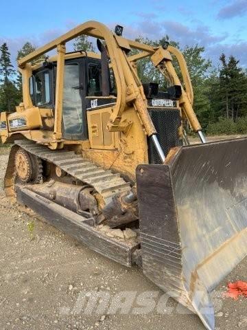 CAT D 6 R XL Buldozere pe senile
