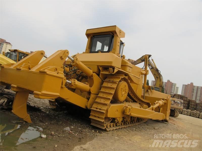 CAT D 10 Buldozere pe senile