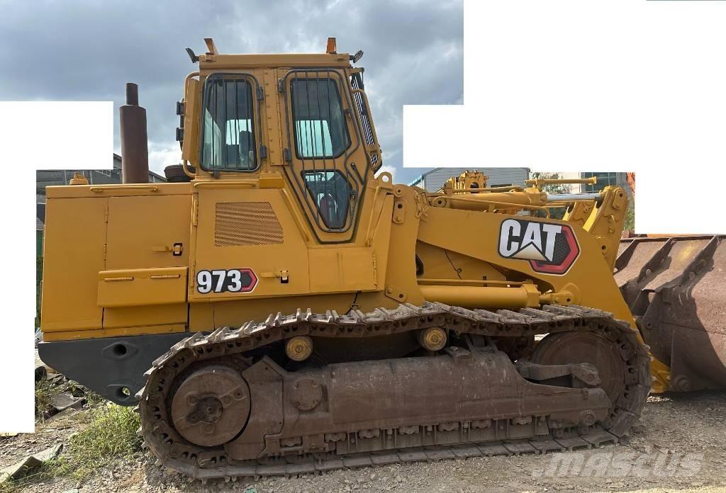 CAT 973 Incarcator pe pneuri