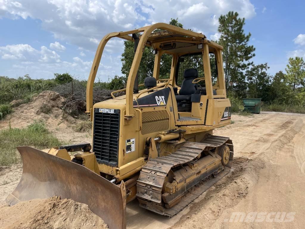 CAT D3G XL Buldozere pe senile