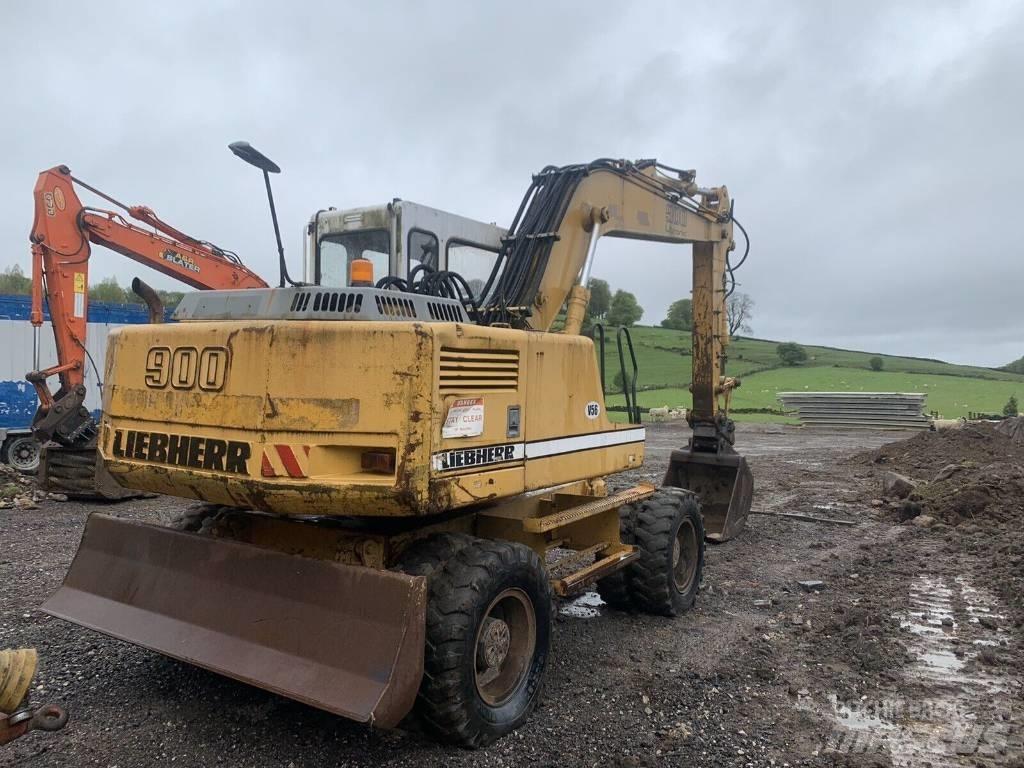 Liebherr 900 Excavatoare cu roti