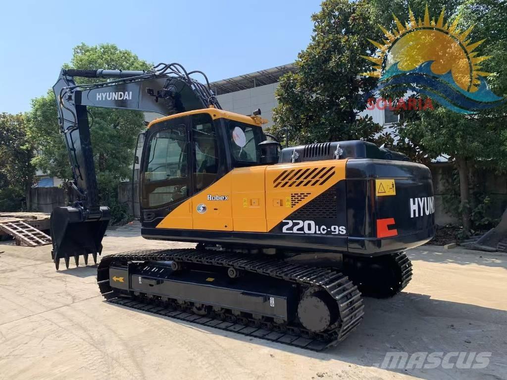 Hyundai R220LC-9S Excavatoare pe șenile
