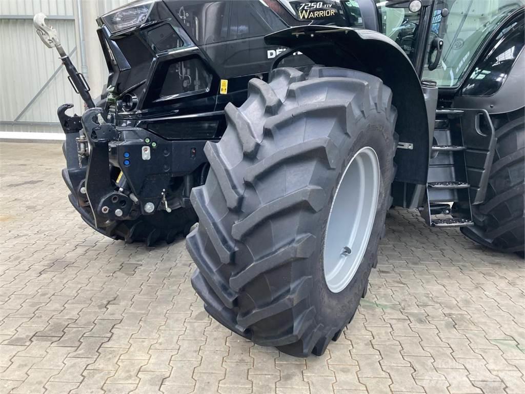 Deutz-Fahr 7250TTV Tractoare
