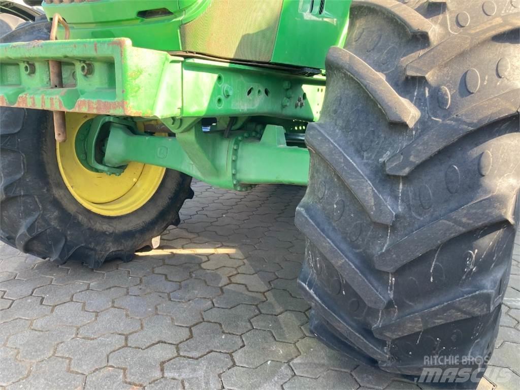 John Deere 6140 M Tractoare