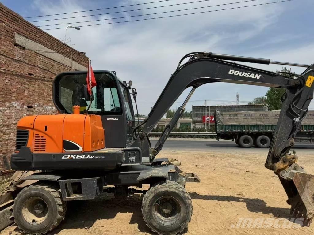 Doosan DX 60 Mini excavatoare < 7t