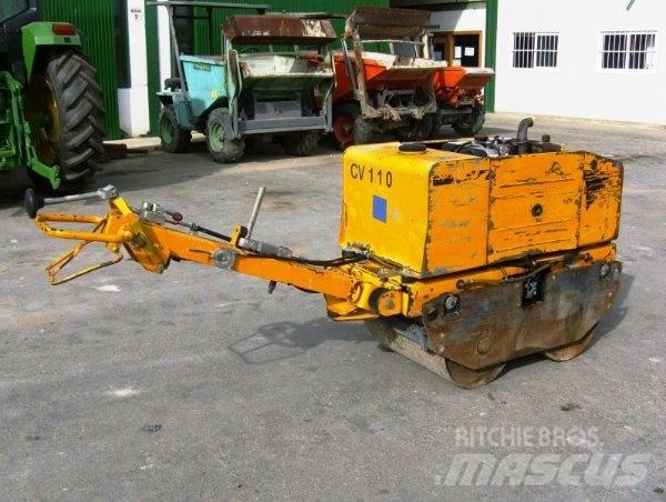 JCB VDM62 Cilindri compactori tractabili cu vibratii