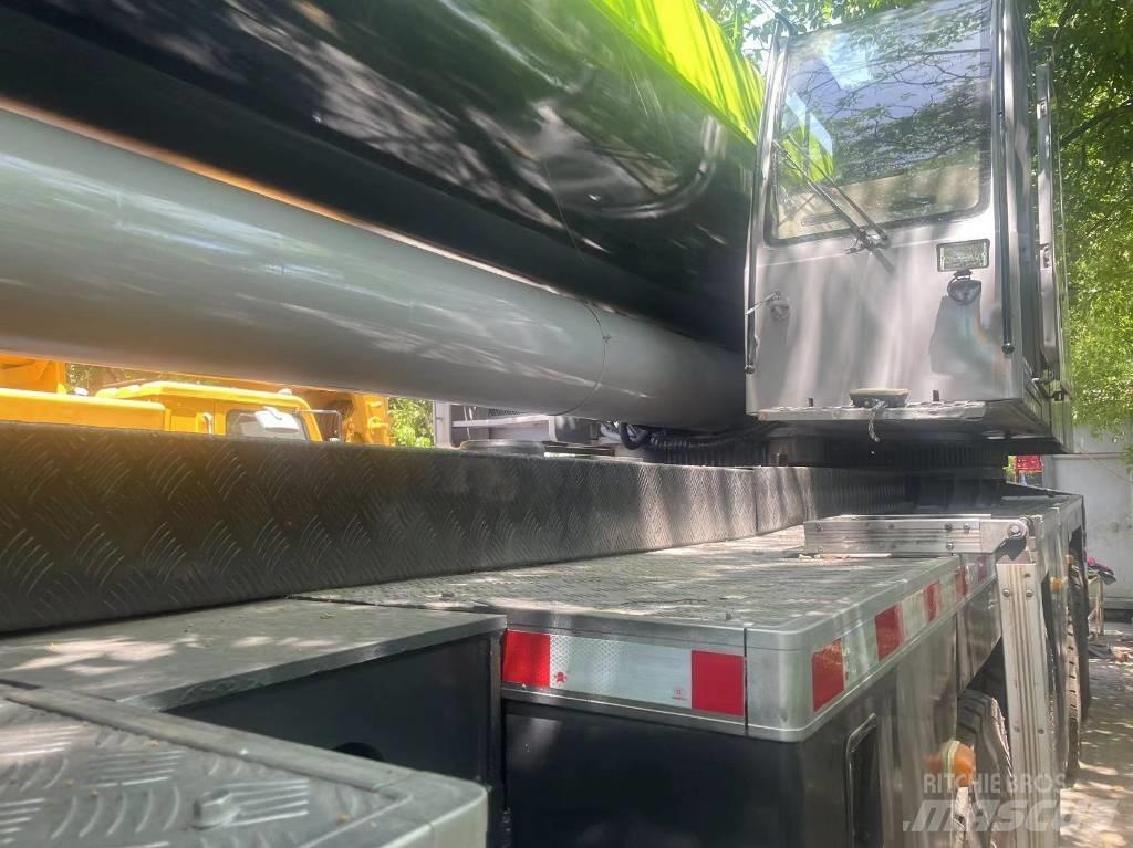 Zoomlion 220 Ton Macara pentru orice teren