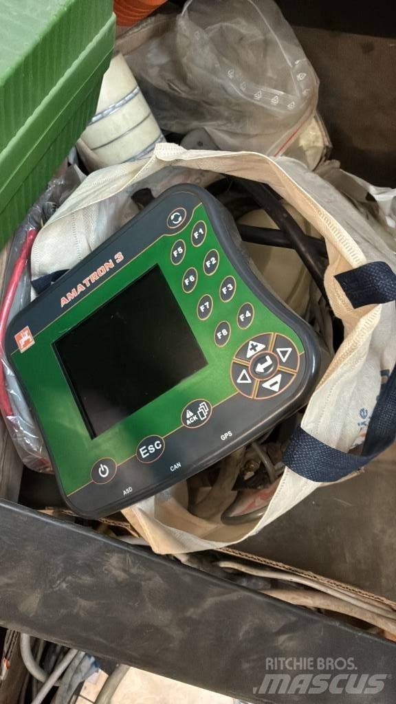 Amazone ZA-TS 4200 Împrastierea mineralelor