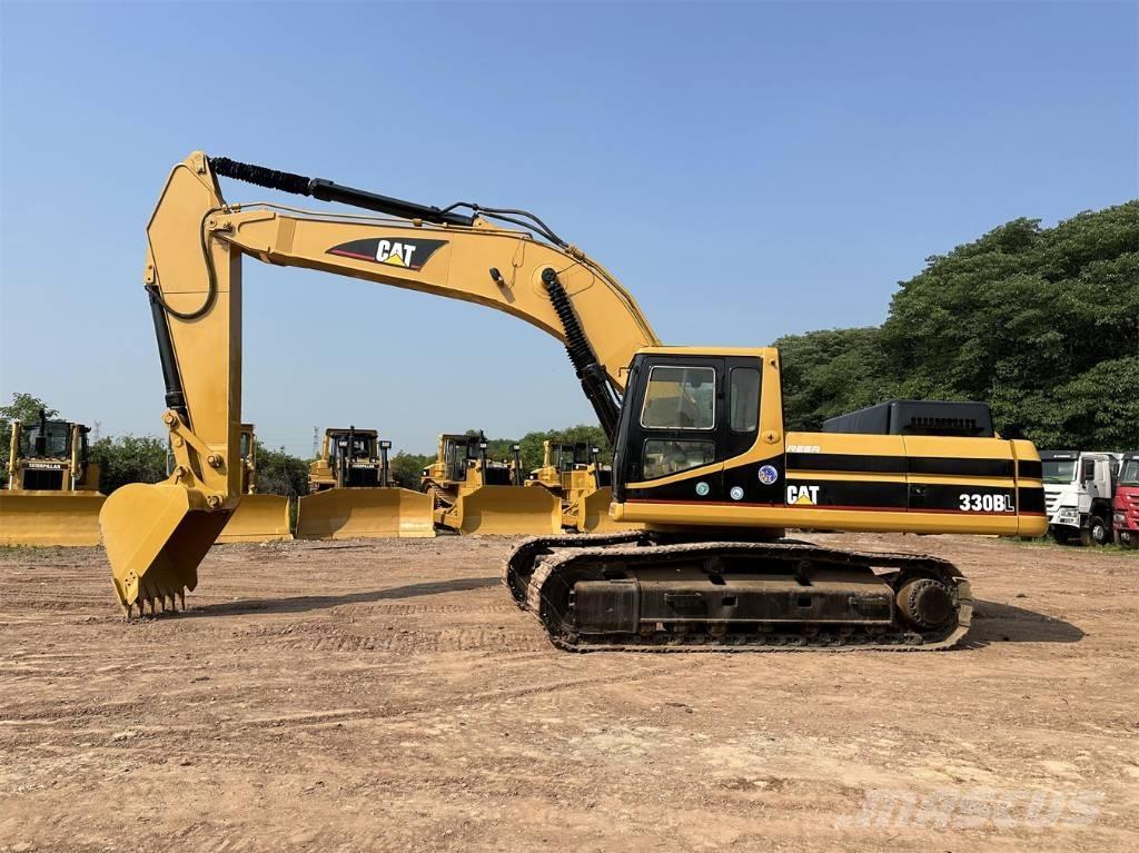 CAT 330 B Excavatoare pe șenile
