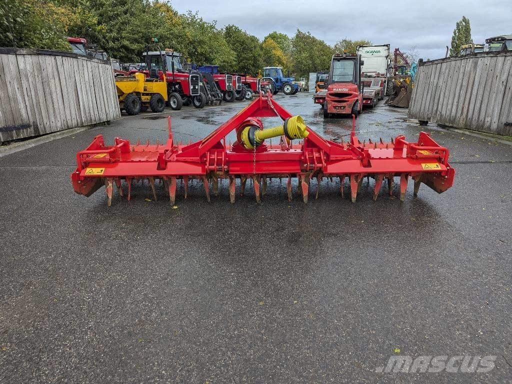 Kuhn HR 3501 Grapa si pluguri rotative