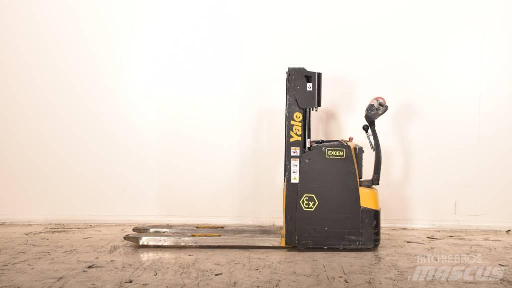 Yale MS20 Transpaleta manuala