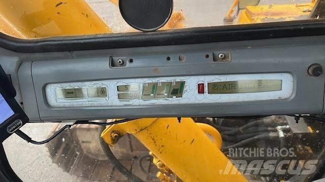 JCB JS 200 Excavatoare pe șenile
