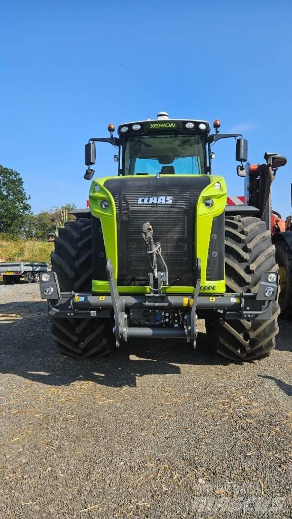 CLAAS Xerion 5000 VC Tractoare