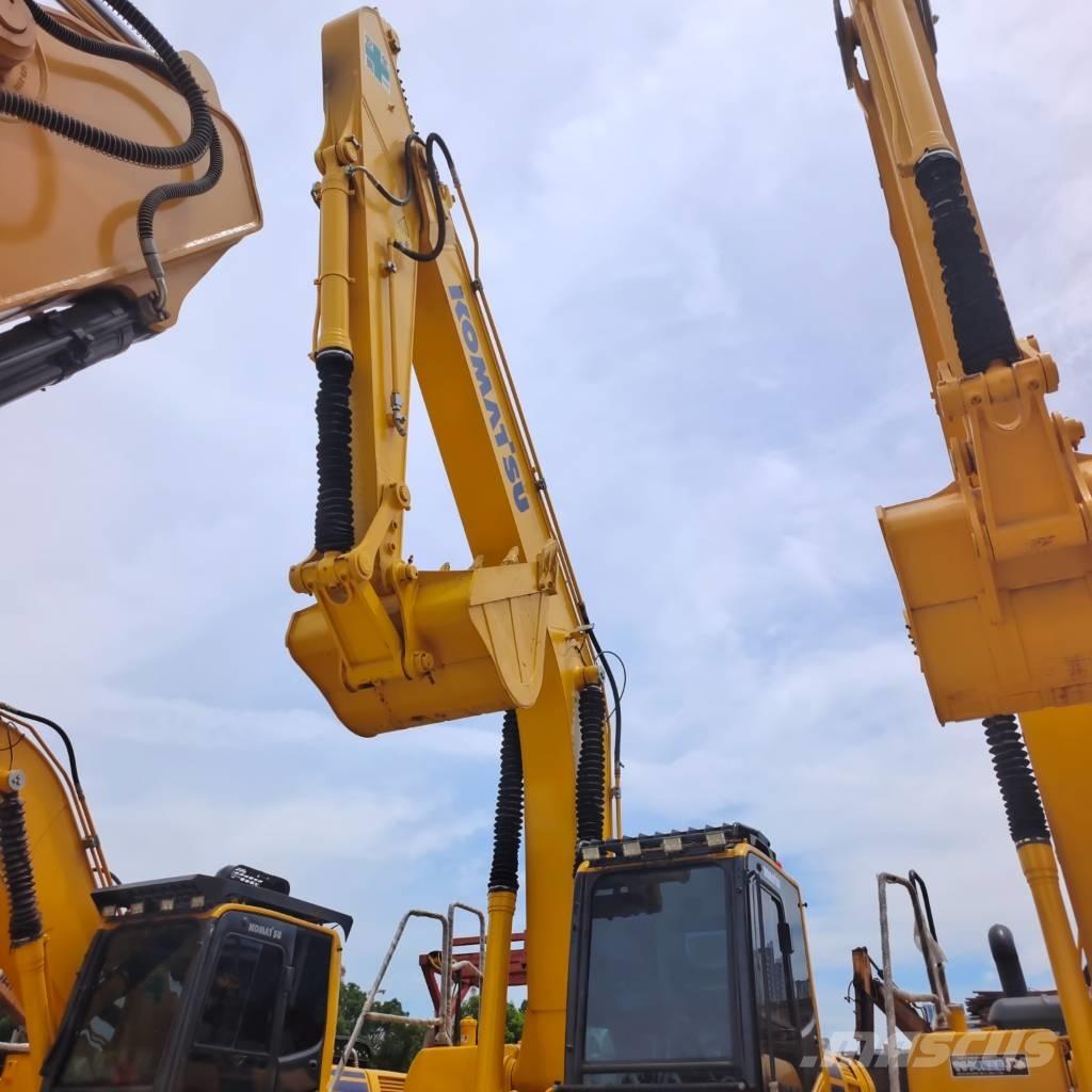 Komatsu PC 220 Excavatoare pe șenile

