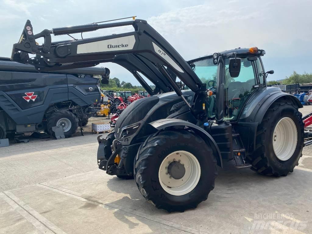 Valtra T214 Versu Tractoare